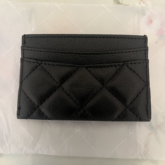 Chanel VIP GWP Wallet - Picture 4 of 5